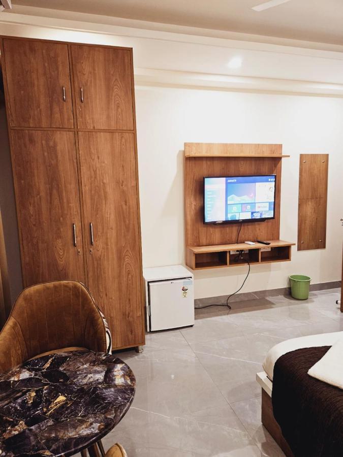 Amahi Inn - Sector 48 Gurgaon Exterior photo