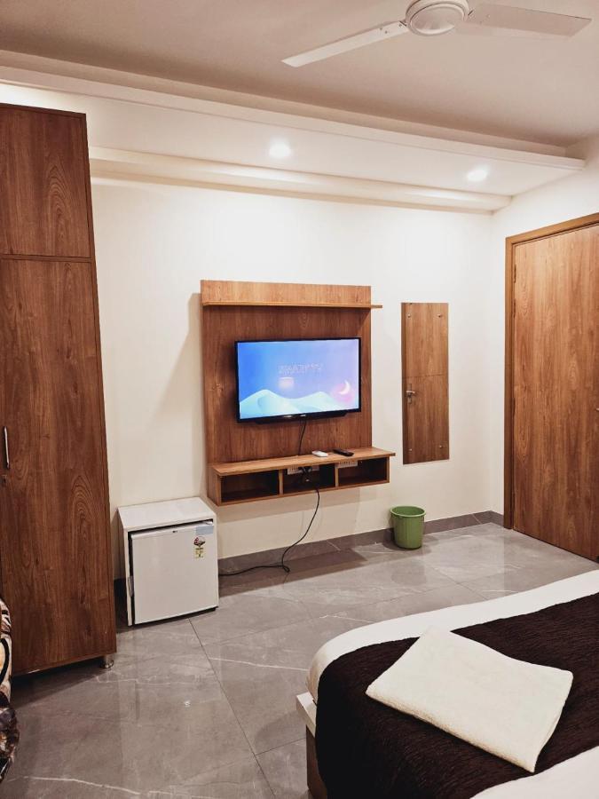 Amahi Inn - Sector 48 Gurgaon Exterior photo