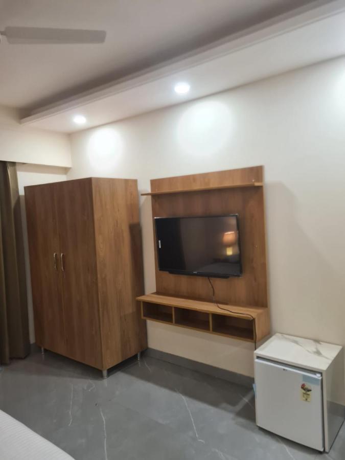 Amahi Inn - Sector 48 Gurgaon Exterior photo